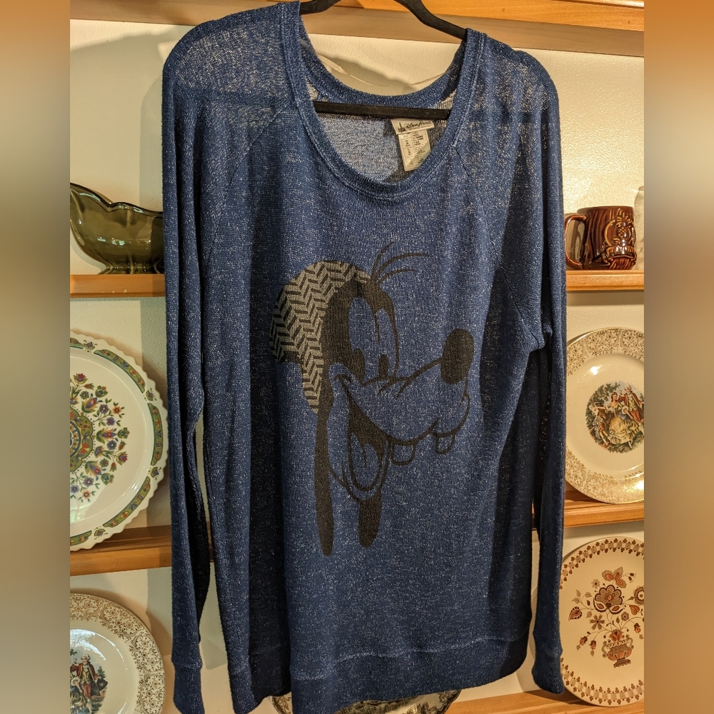 Disney Parks Goofy Light Weight Comfy Sweater Women’s US Large